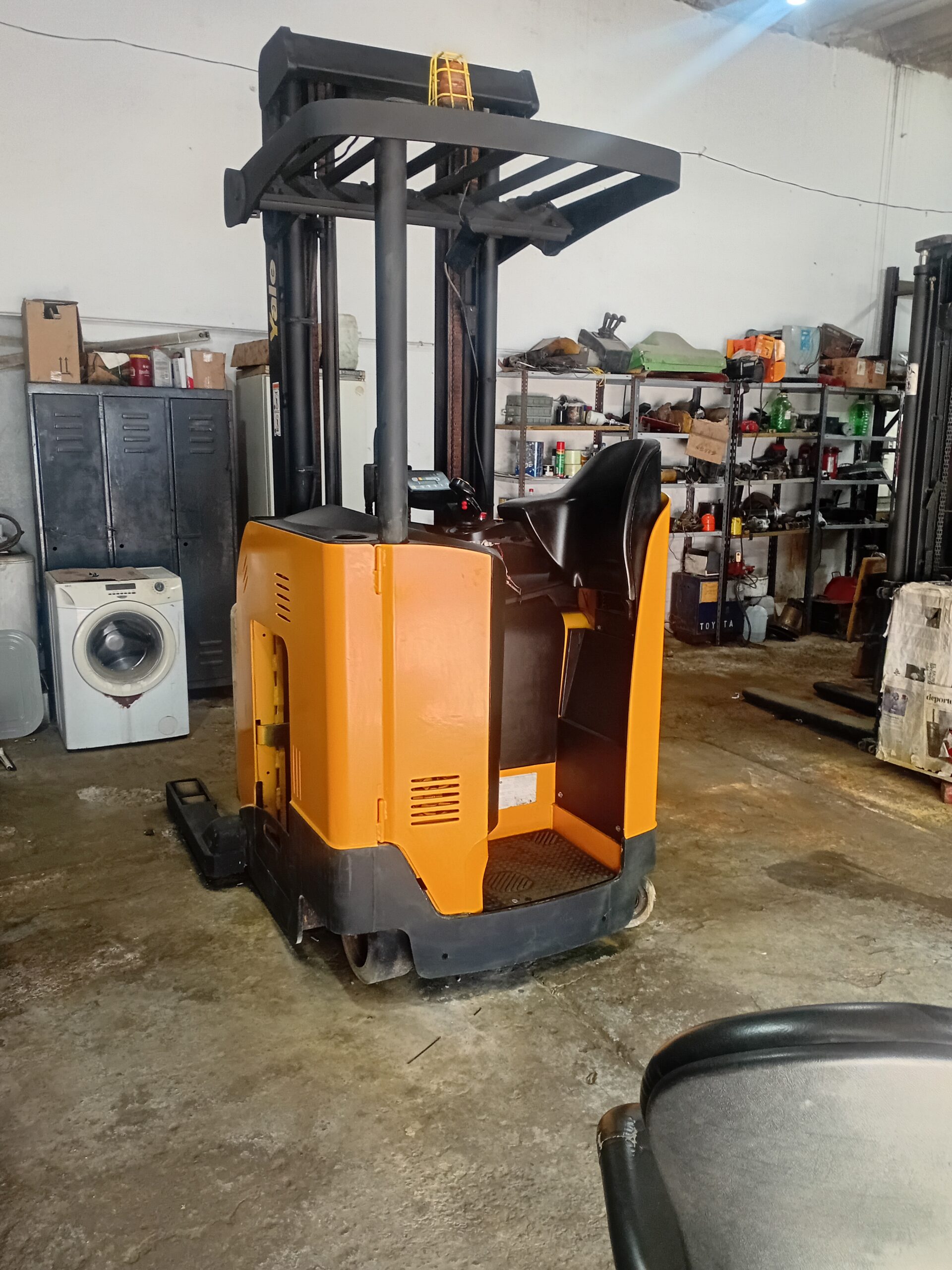 Apiladora YALE NR035DANL